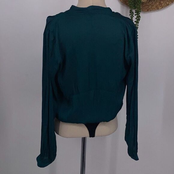 Paige Sevilla  Drapey Sleeve Crossover V-Neck Long Sleeve Bodysuit‎ Green XS - Picture 5 of 16